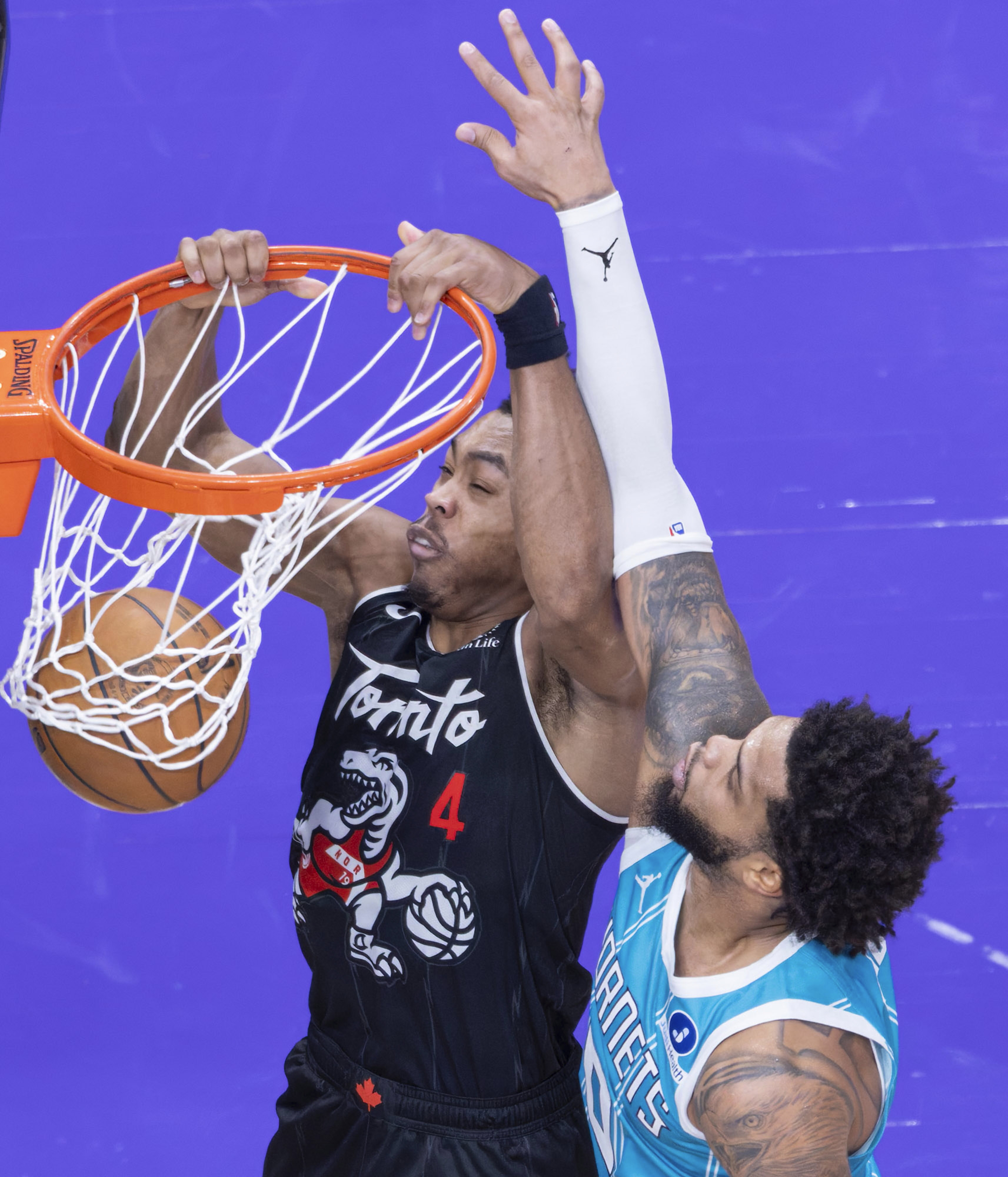 刚刚！多伦多猛龙冲刺阶段回应争议今晚纽卡斯尔备战NBA常规赛，转折点马德里竞技篮板制胜